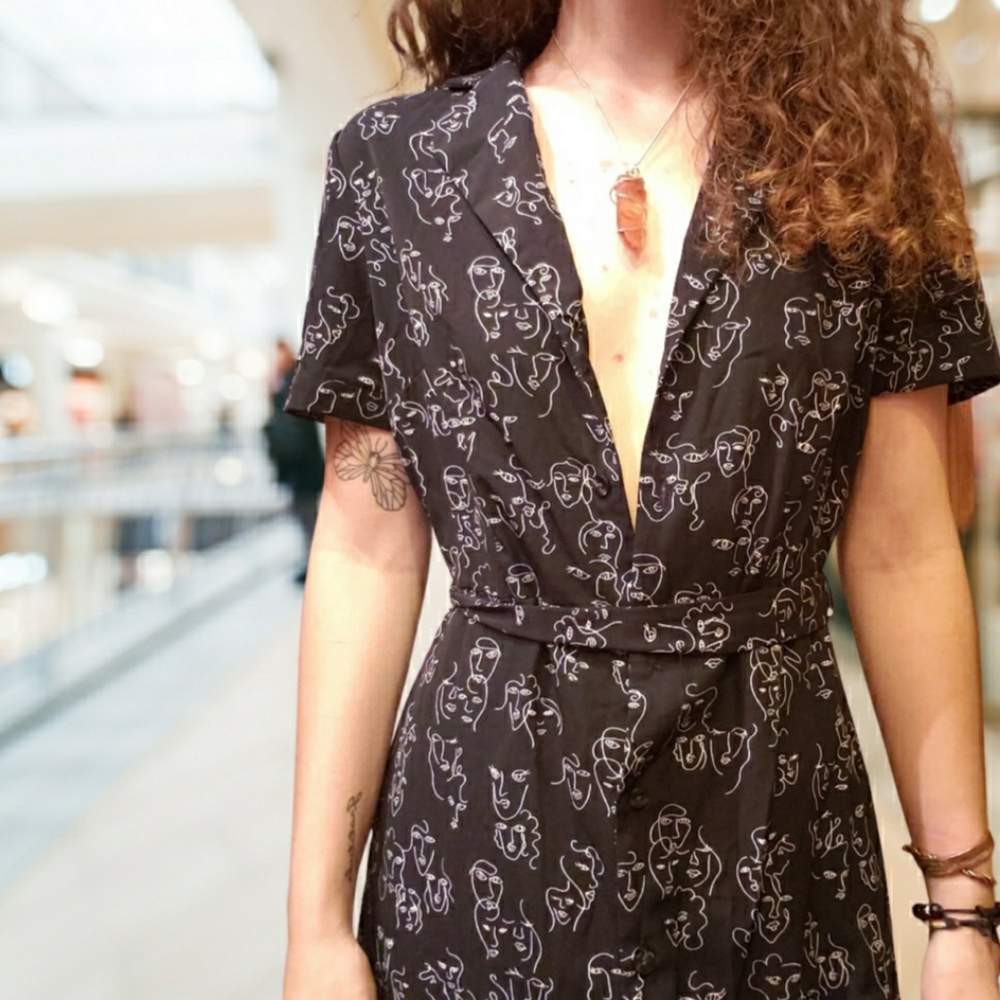2|$22◇ linework abstract art dress w/pockets
